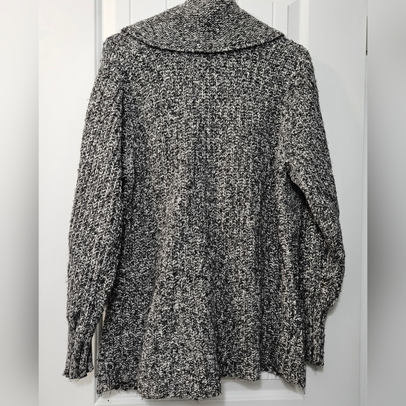 DKNY Jeans Gray/Black Knit Women's Cardigan Plus Size 14/16 - Picture 2 of 5